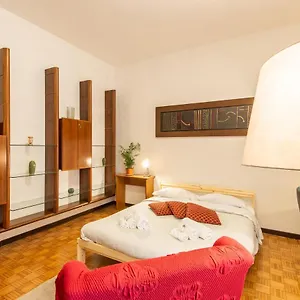 matteo-guest-house-2.it-lombardy.com/